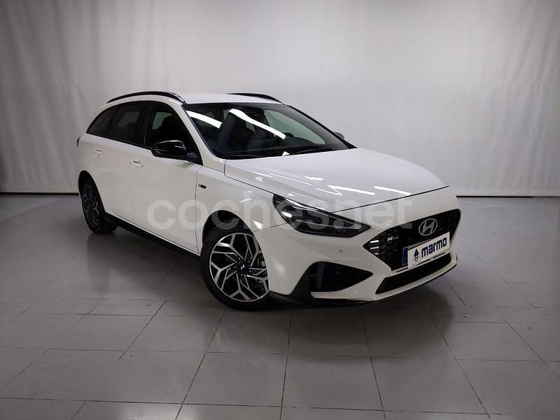 Blanco Nuevo 2025 Hyundai i30 N Line Familiar | 25.115 € (Precio justo) - Imagen 1/4