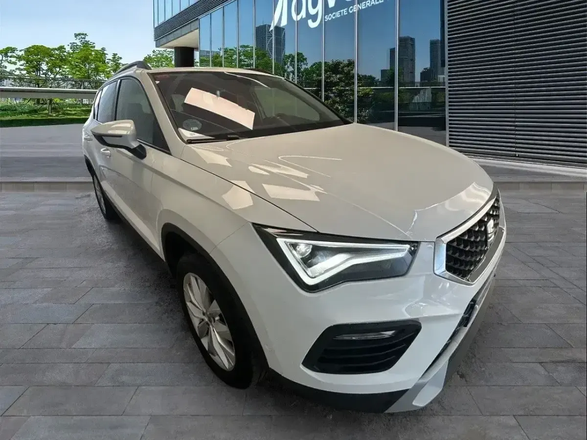 Usado Seat Ateca Style 116 CV (85 kW) 2021 Blanco SUV