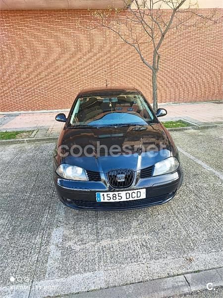 Usado Seat Ibiza 100 CV (73 kW) 2004 Negro Utilitario