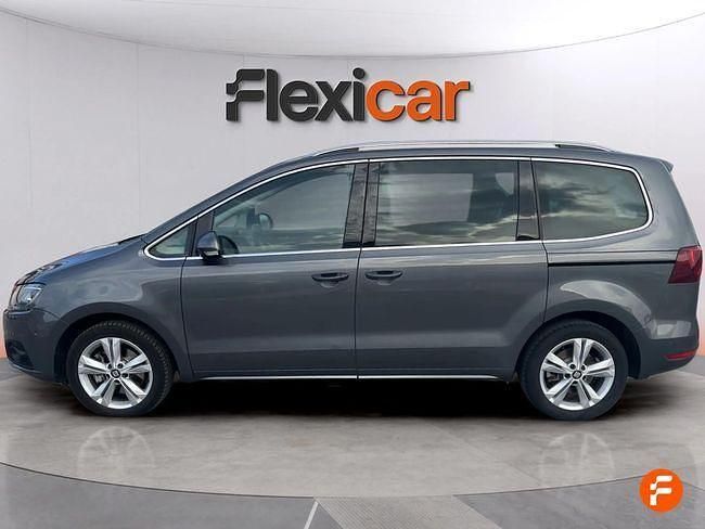 Usado Seat Alhambra 150 CV (110 kW) 2022 Gris Monovolumen