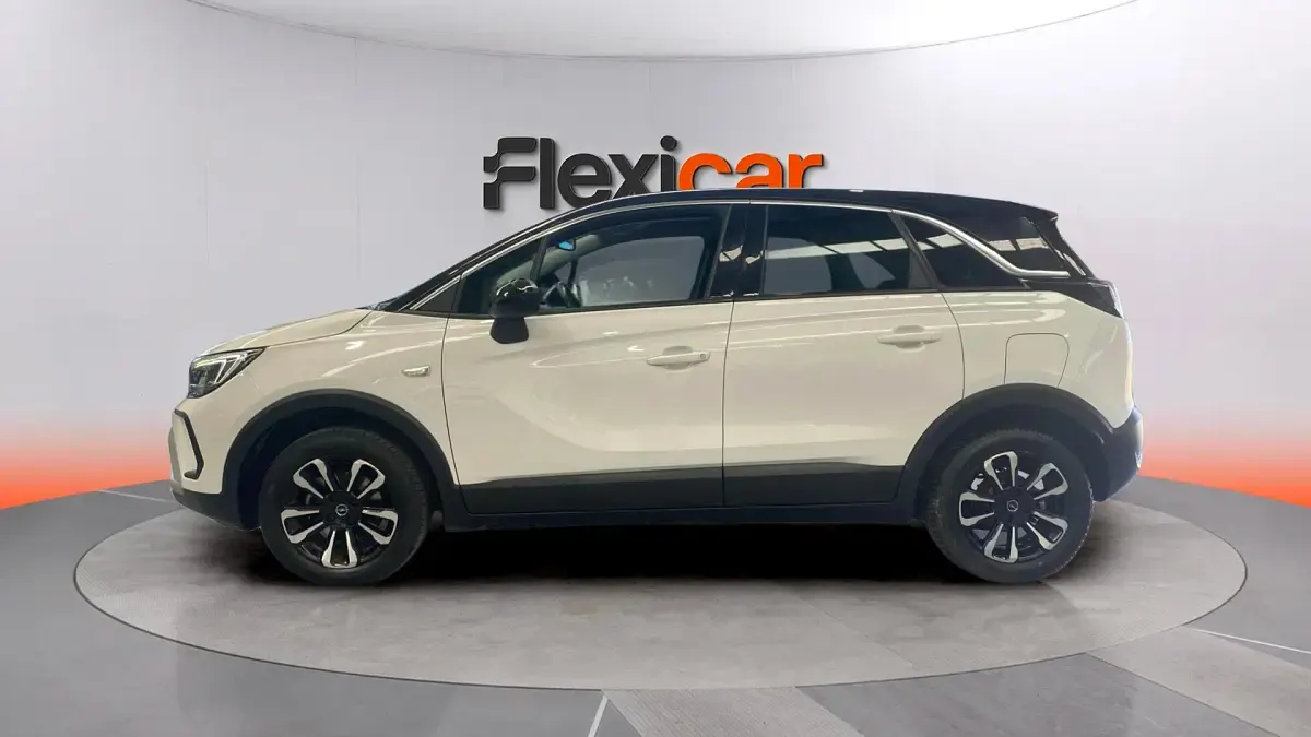 Usado Opel Crossland X Elegance 110 CV (80 kW) 2024 Blanco SUV