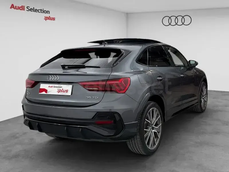 Usado Audi Q3 Sportback Ambiente 150 CV (110 kW) 2020 Gris / plata SUV