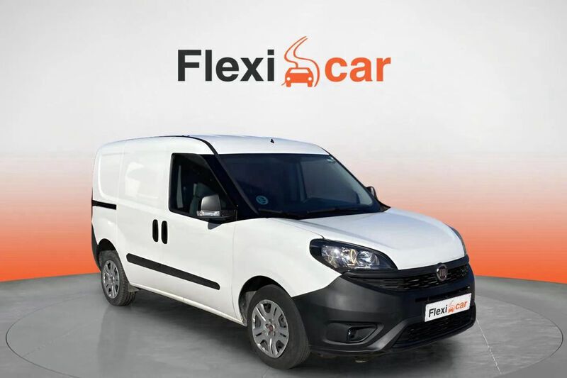 Blanco Usado 2020 Fiat Doblò Easy Monovolumen | 11.990 € (Buen precio) - Imagen 1/4