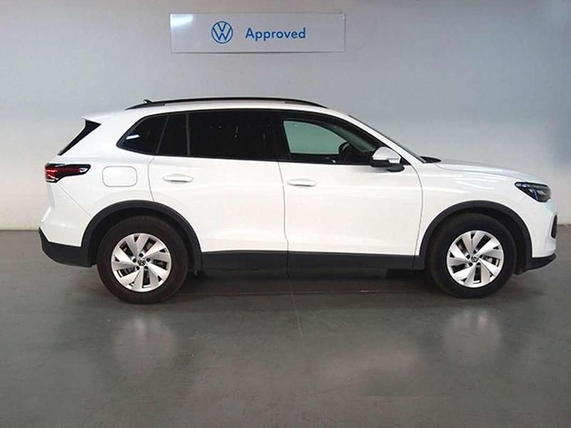 Usado VW Tiguan Life 131 CV (96 kW) 2024 Blanco SUV