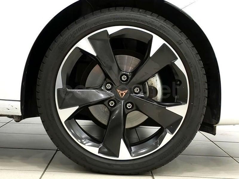 Begagnad Cupra Leon 150 HK (110 kW) 2025 Vit Kombi