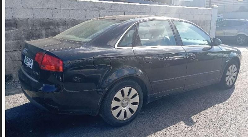 Azul Usado 2006 Audi A4 Berlina | 5500 € (Buen precio) - Imagen 1/4