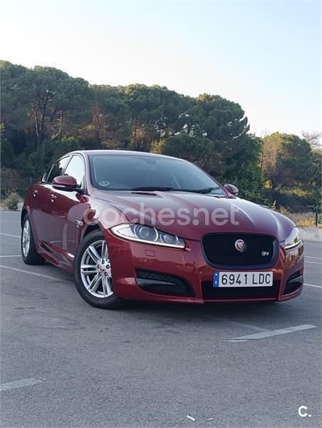 Rojo Usado 2013 Jaguar XF R-Sport Berlina | 5800 € (Precio justo) - Imagen 1/4