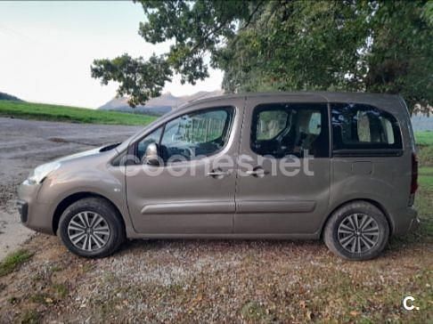 Beige Usado 2015 Peugeot Partner Tepee Access Monovolumen | 5000 € (Precio justo) - Imagen 1/4