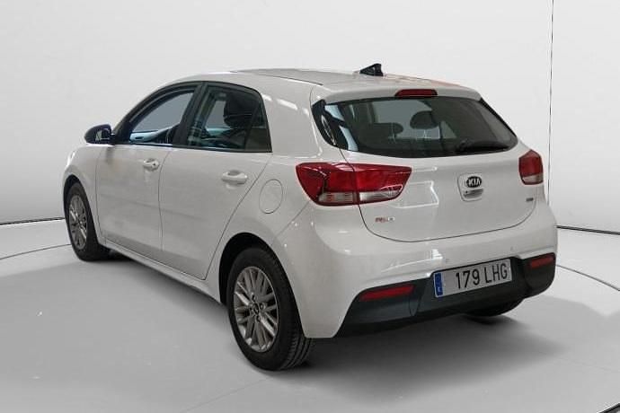 Usado Kia Rio 101 CV (74 kW) 2020