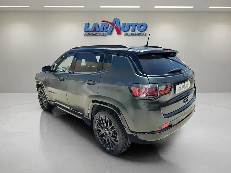 Usado Jeep Compass 150 CV (110 kW) 2021 Verde SUV