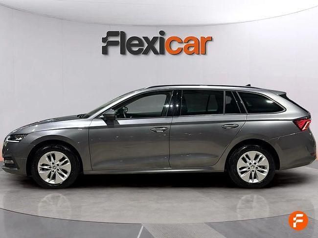 Usado Skoda Octavia Ambition 115 CV (84 kW) 2022 Gris Familiar