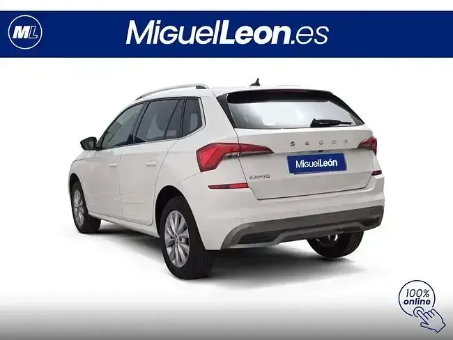Usado Skoda Kamiq Ambition 111 CV (81 kW) 2021 Blanco SUV