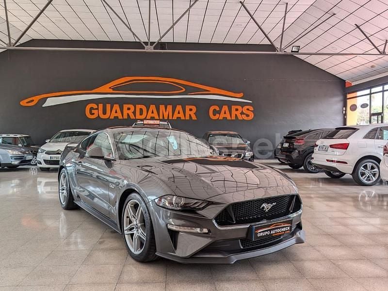 Gris / plata Usado 2020 Ford Mustang GT Coupe | 45.990 € (Buen precio) - Imagen 1/4