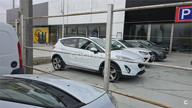 Usado Ford Fiesta Active 100 CV (73 kW) 2018 Blanco Utilitario