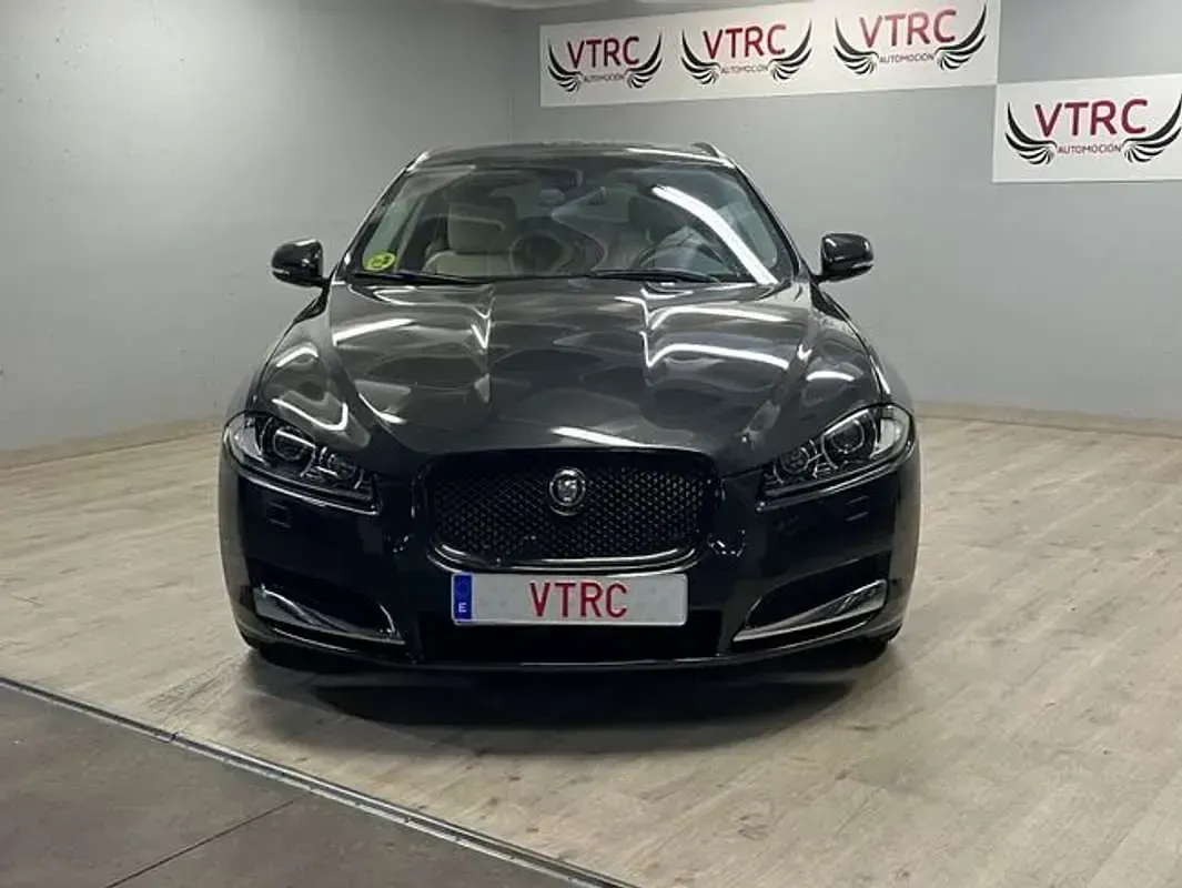 Usado Jaguar XF Sportbrake Luxury 200 CV (147 kW) 2013 Azul Familiar
