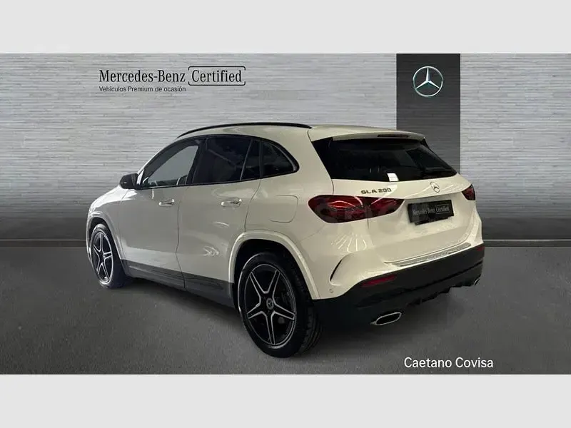 Usado Mercedes GLA200 163 CV (119 kW) 2025 Blanco SUV