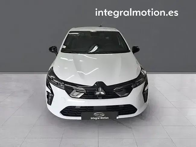 Nuevo Mitsubishi Colt 91 CV (66 kW) 2025 Blanco Utilitario