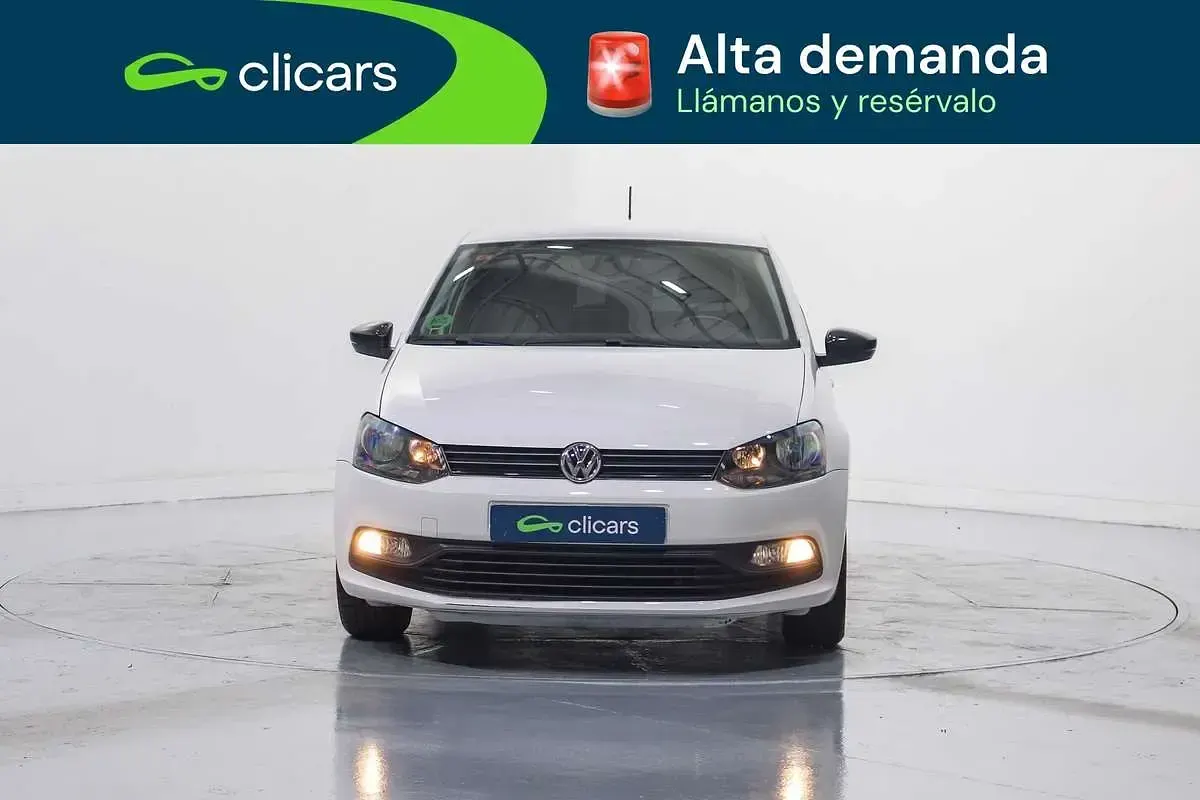 Usado VW Polo Advance 75 CV (55 kW) 2018 Blanco Utilitario