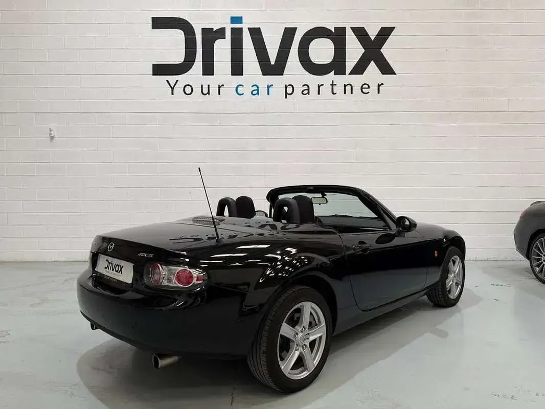 Usado Mazda MX5 Active 126 CV (92 kW) 2008 Negro Descapotable