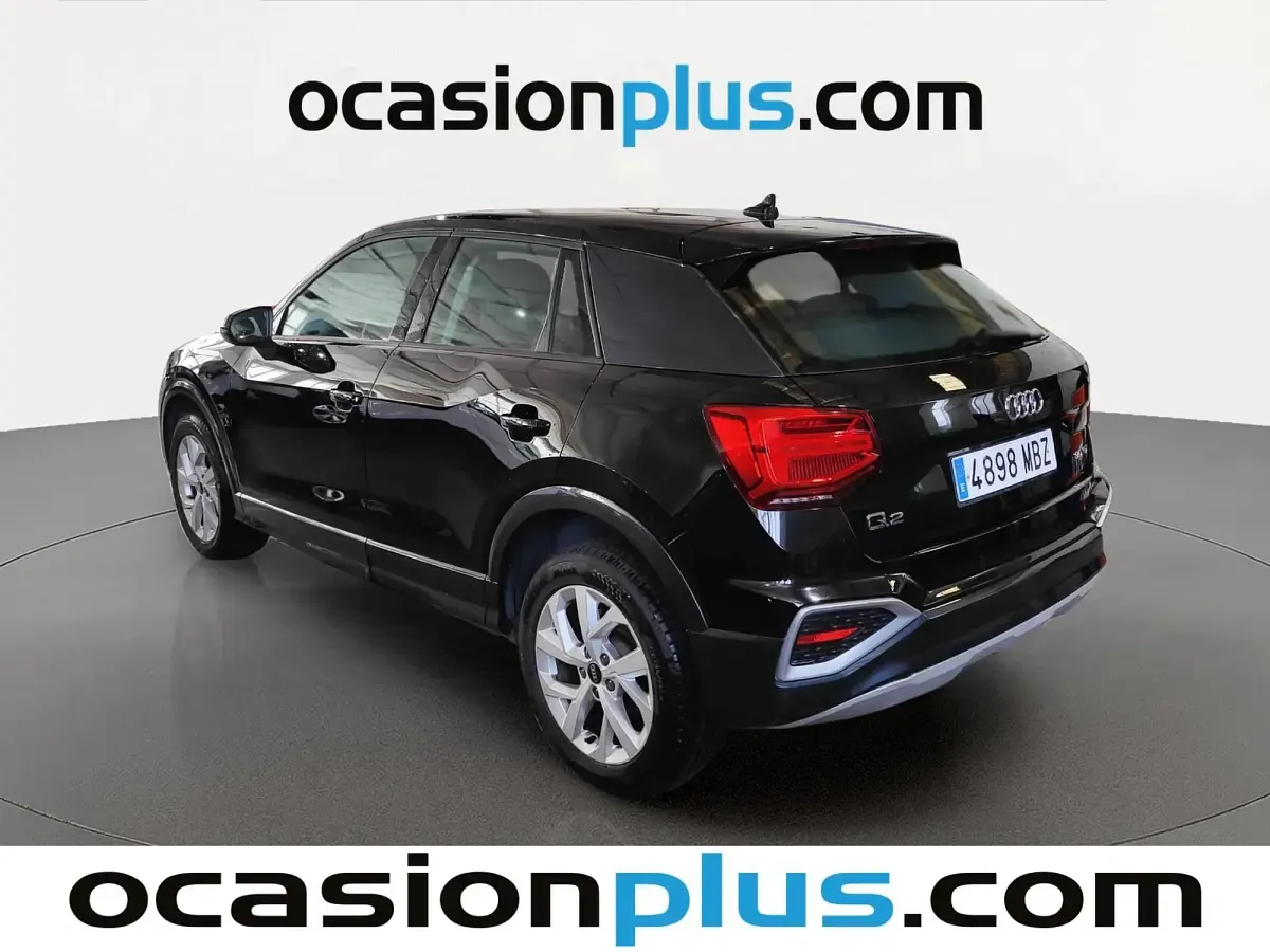 Usado Audi Q2 Advanced Plus 116 CV (85 kW) 2022 Negro SUV