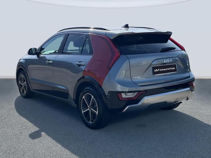 Usado Kia Niro 184 CV (135 kW) 2025 Blanco SUV