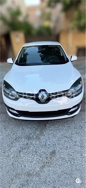 Usado Renault Mégane LIMITED 115 CV (84 kW) 2015 Blanco Berlina
