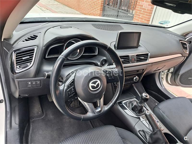 Usado Mazda 3 105 CV (77 kW) 2016 Blanco Berlina