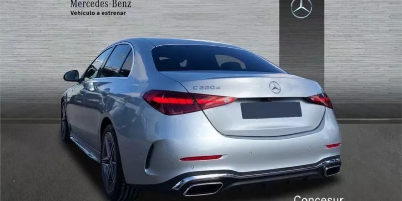 Usado Mercedes C220 200 CV (147 kW) 2024 Gris Berlina