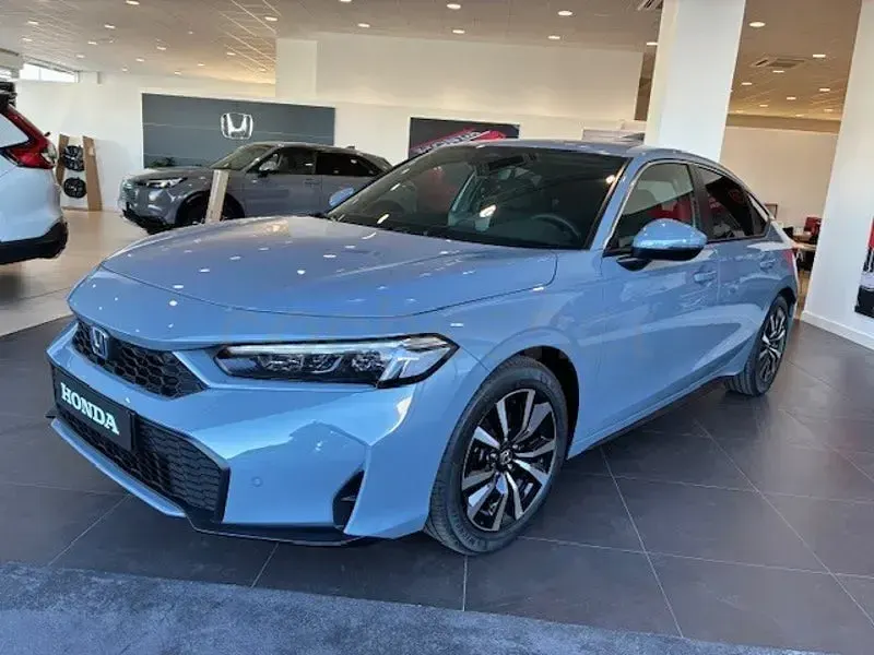 Nuevo Honda Civic Elegance 184 CV (135 kW) 2026 Gris / plata Berlina