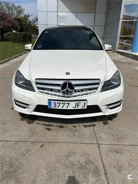 Usado Mercedes C180 120 CV (88 kW) 2013 Blanco Berlina