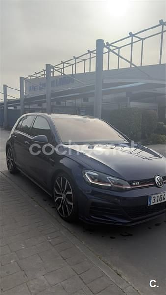 Usado VW Golf VII GTI 230 CV (169 kW) 2018 Azul Berlina