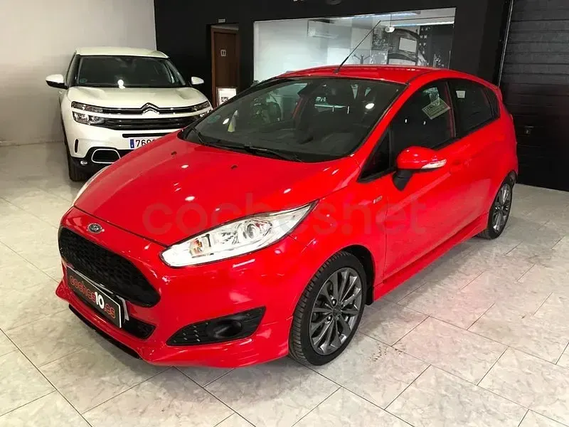 Usado Ford Fiesta ST-Line 100 CV (73 kW) 2017 Rojo Utilitario