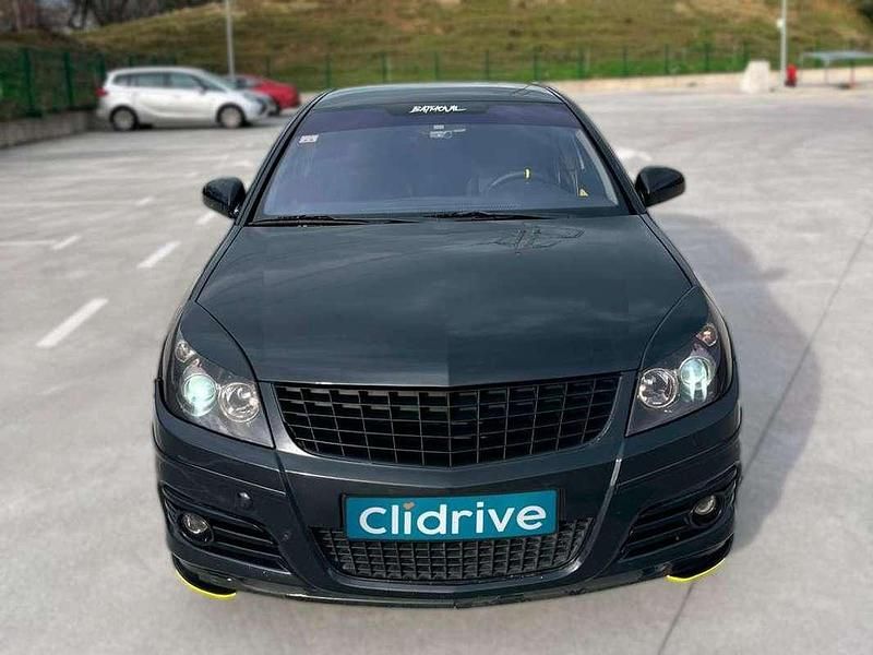 Usado Opel Vectra 120 CV (88 kW) 2006 Negro Berlina