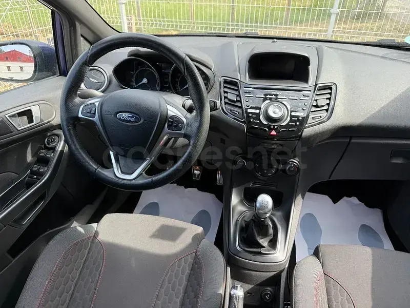 Usado Ford Fiesta ST-Line 100 CV (73 kW) 2017 Azul Utilitario