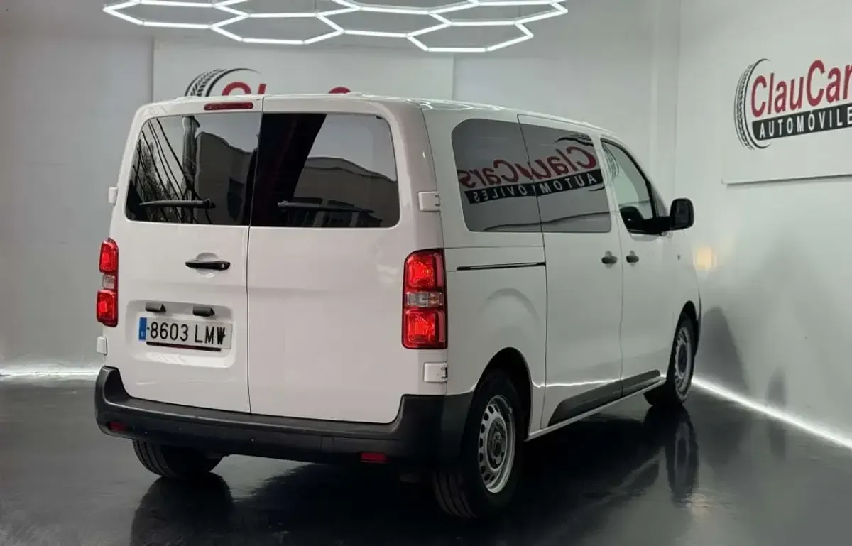 Usado Peugeot Expert S 122 CV (89 kW) 2021 Blanco Van