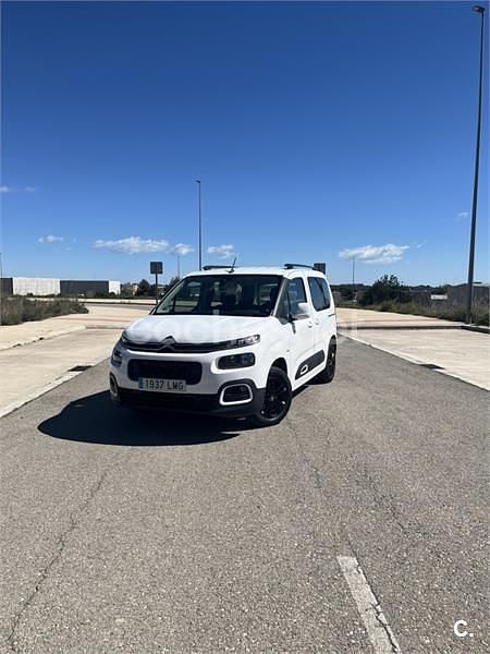 Usado Citroën Berlingo Feel 110 CV (80 kW) 2021 Blanco Monovolumen