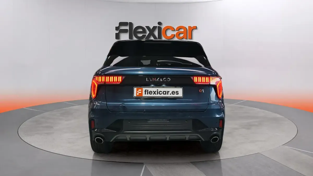 Usado Lynk & Co 01 261 CV (191 kW) 2023 Azul SUV