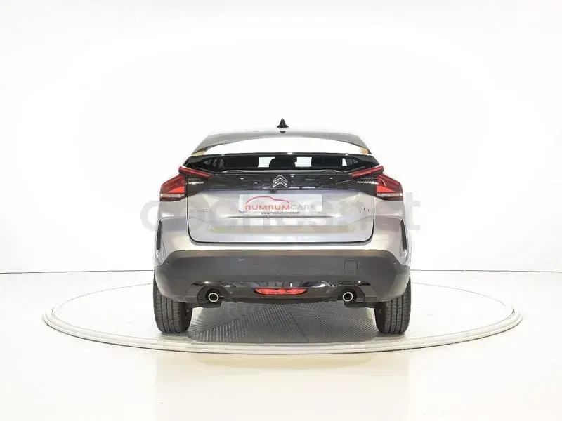 Usado Citroën C4 PureTech 131 CV (96 kW) 2024 Gris / plata SUV