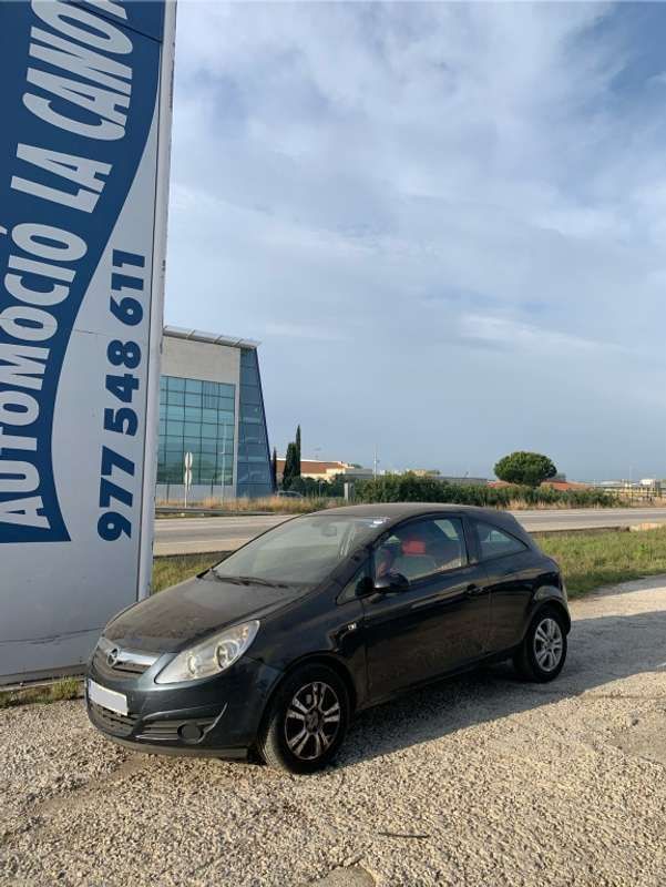 Negro Usado 2009 Opel Corsa Utilitario | 2000 € (Super precio) - Imagen 1/4
