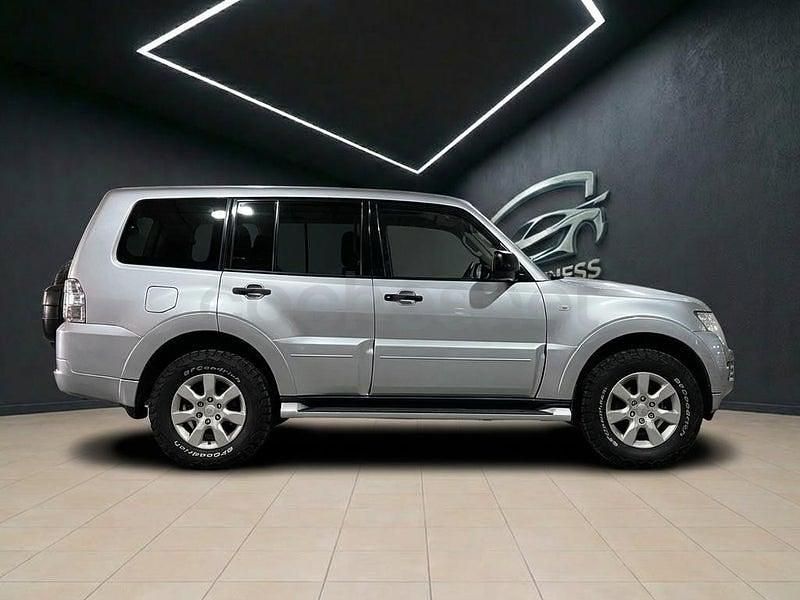 Usado Mitsubishi Montero Motion 200 CV (147 kW) 2013 Gris / plata SUV