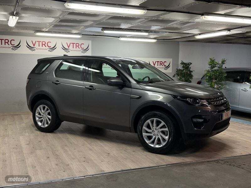 Usado Land Rover Discovery 5 HSE 150 CV (110 kW) 2018 Gris SUV