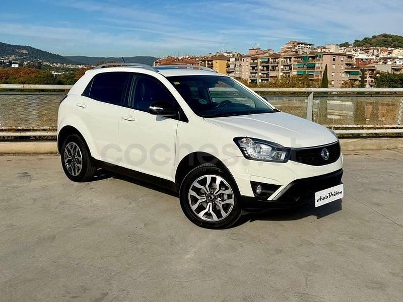 Usado Ssangyong (KGM) Korando Limited 178 CV (130 kW) 2017 Blanco SUV