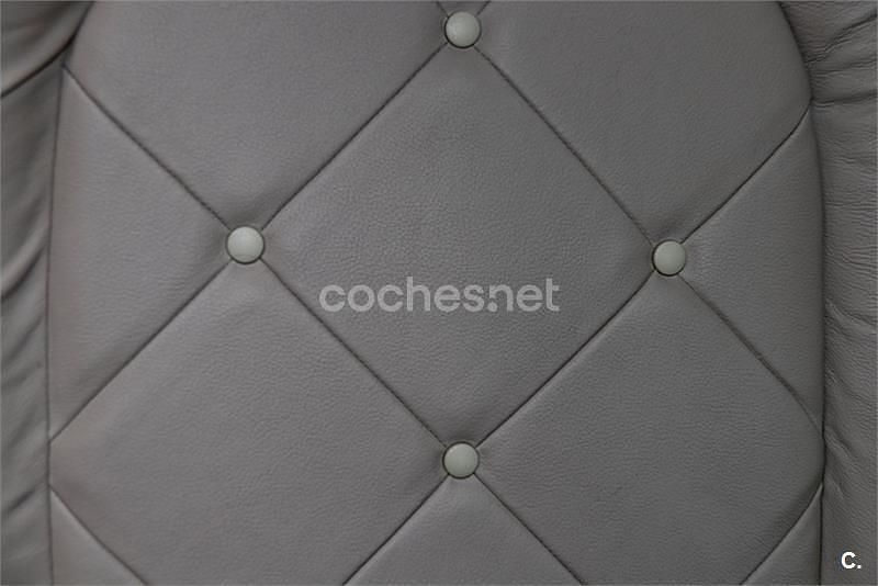 Usado Lancia Musa 95 CV (69 kW) 2011 Negro Monovolumen