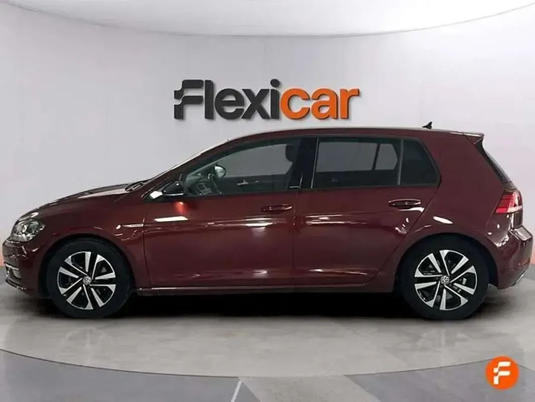 Usado VW Golf VII Advance 131 CV (96 kW) 2019 Rojo Utilitario