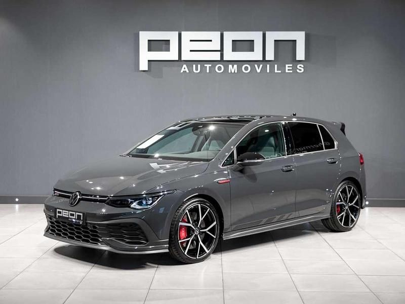 Gris Usado 2022 VW Golf VIII GTI Utilitario | 39.500 € (Caro) - Imagen 1/4