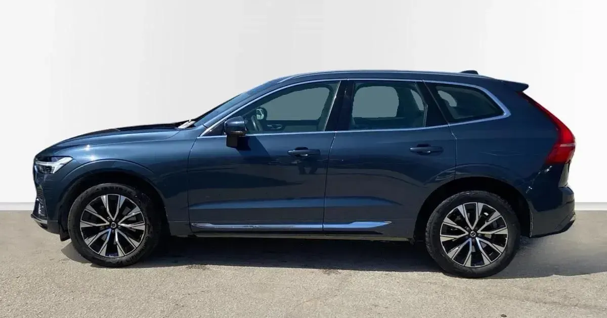 Usado Volvo XC60 Plus 197 CV (144 kW) 2022 Azul SUV