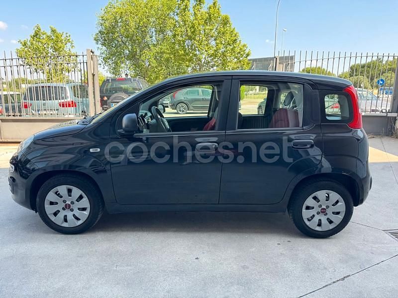 Usado Fiat Panda Pop 69 CV (50 kW) 2015 Negro Utilitario