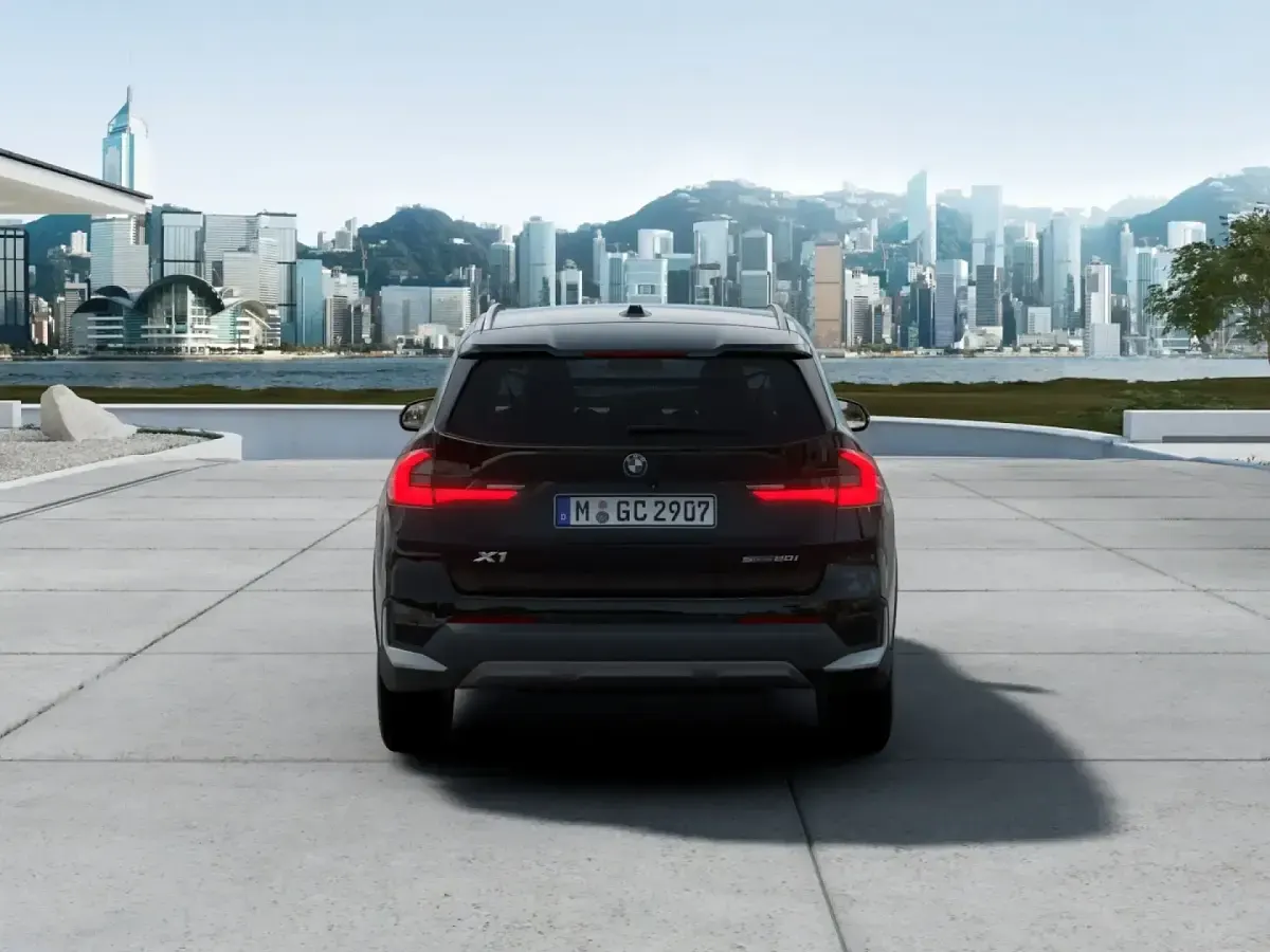 Nuevo BMW X1 xLine 170 CV (125 kW) 2026 Negro SUV