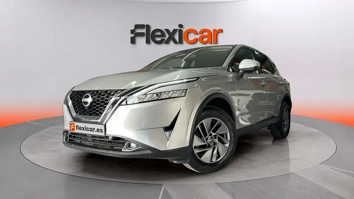 Usado Nissan Qashqai Acenta 140 CV (102 kW) 2023 Gris SUV
