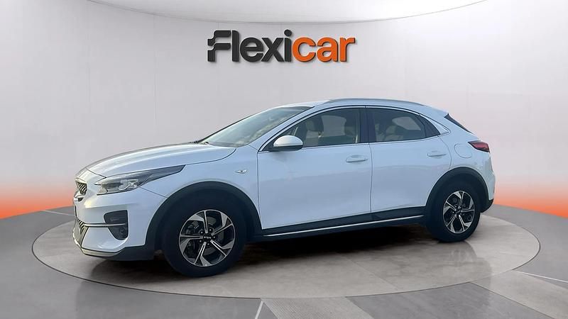 Usado Kia XCeed 120 CV (88 kW) 2022 Blanco SUV